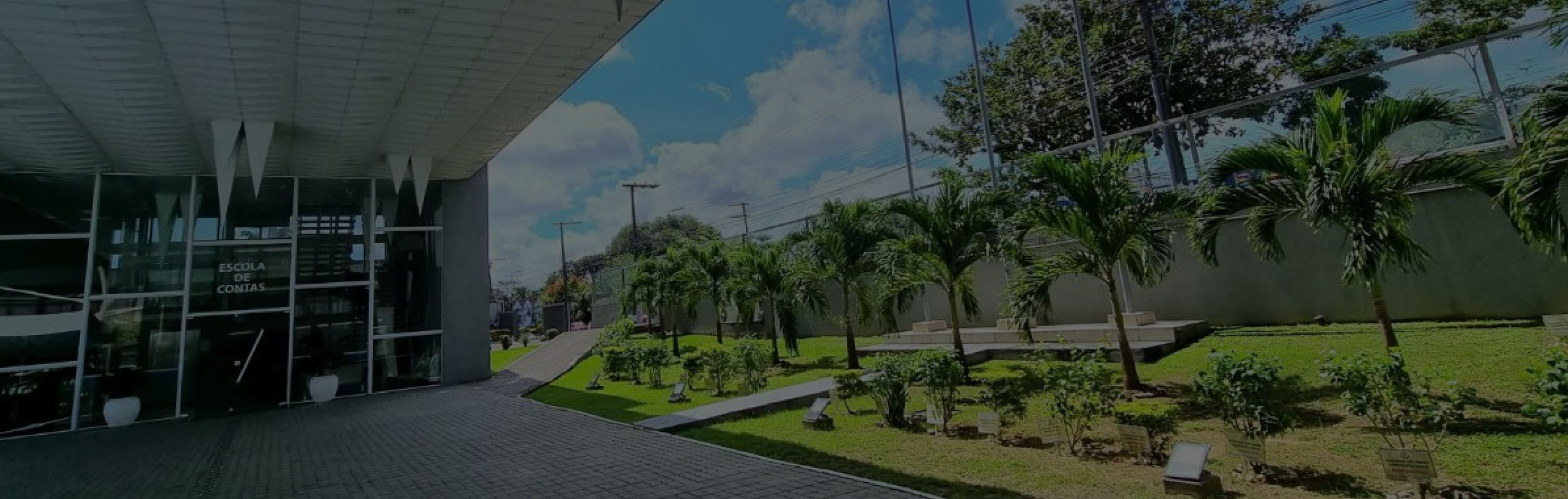 Escola de Contas Públicas - Slide 1